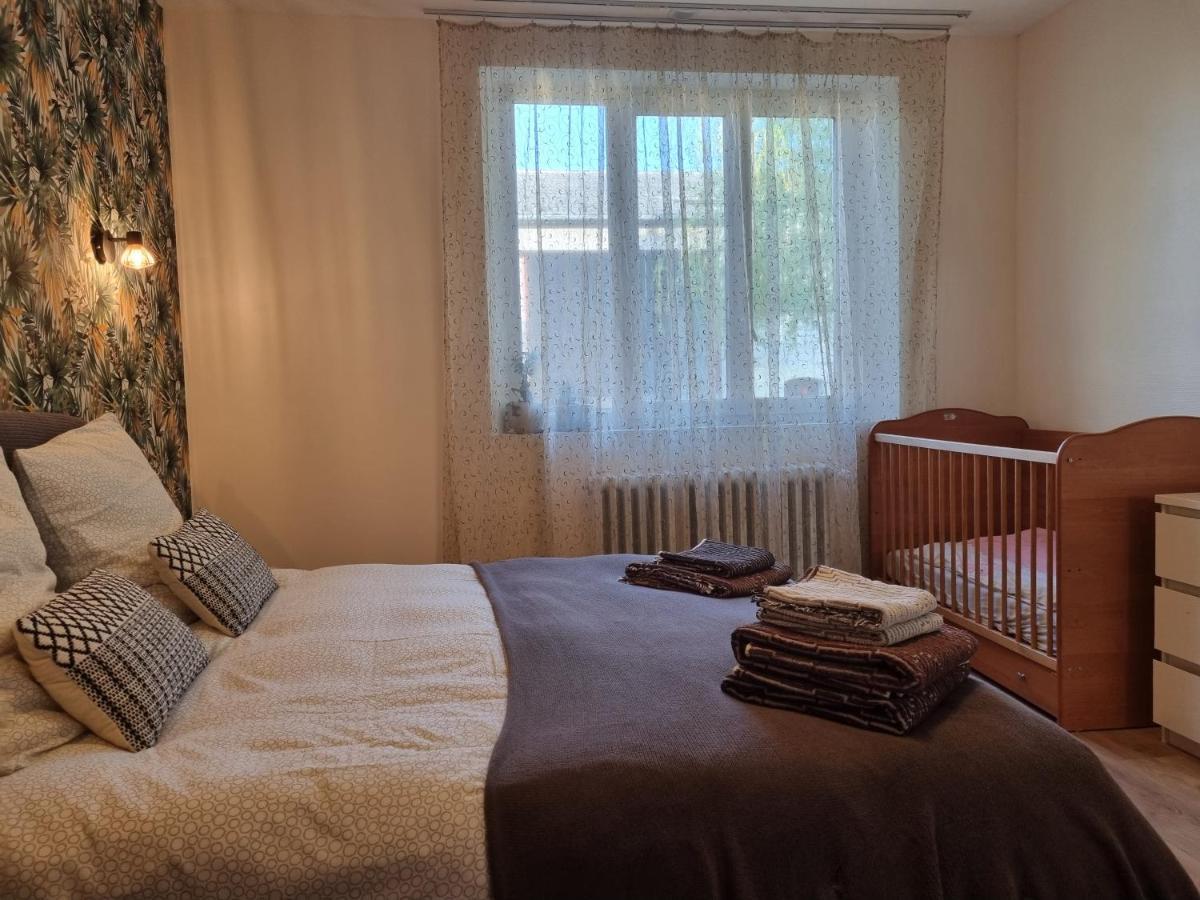 Apartment A La Campagne Avec Piscine